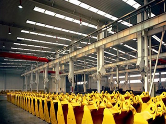 兴化徐工集团挖掘机装配车间